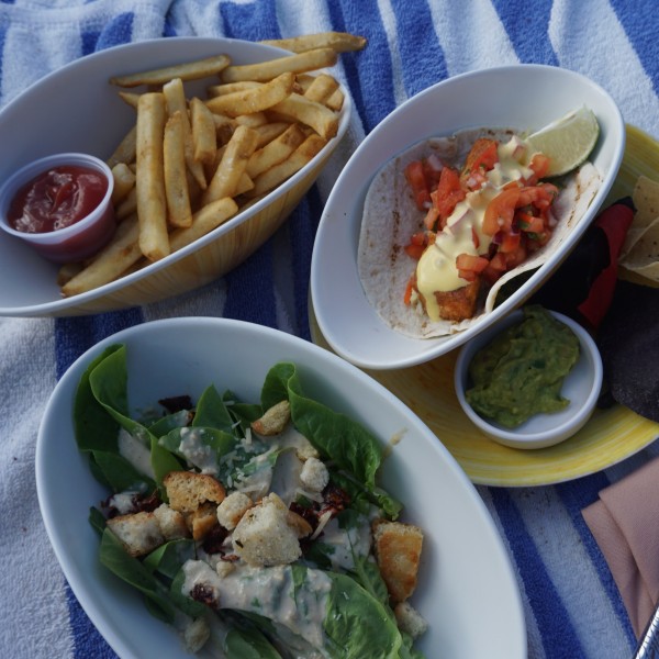 Travel Guide of Princeville, Kauai, Hawaii - Shown here: Lunch at St. Regis Princeville